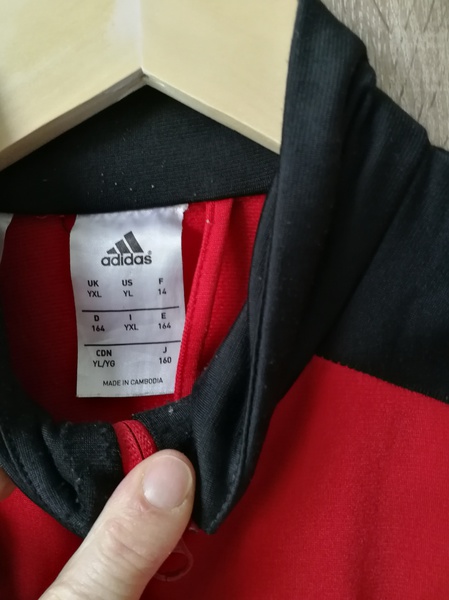 Fast neuwertige Trainingsjacke