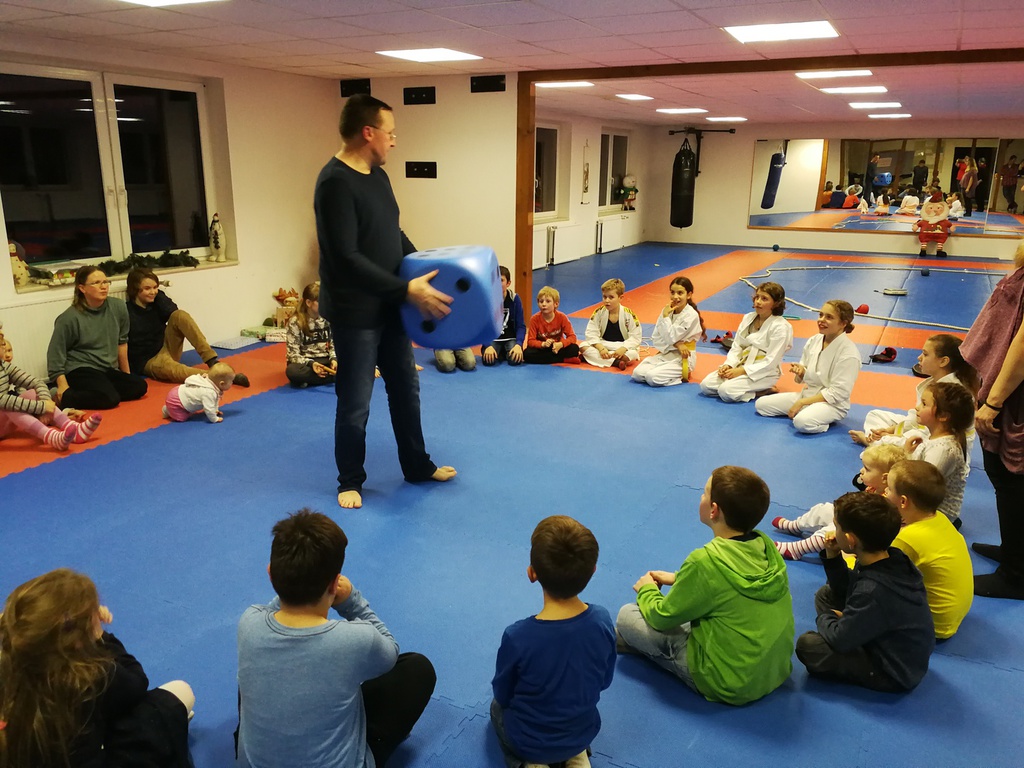 Weihnachtsfeier am 1.12.2017 im Dojo