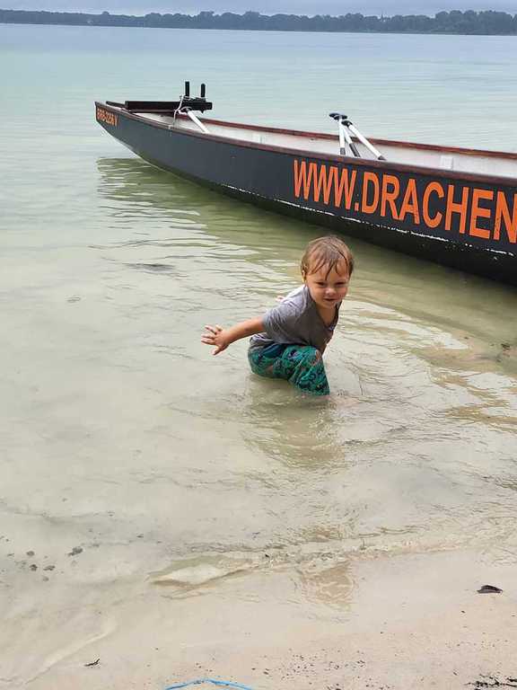 Wasser von unten und Wasser von oben - und trotzdem ein Riesenspaß: Das Sommerfest am Arendsee